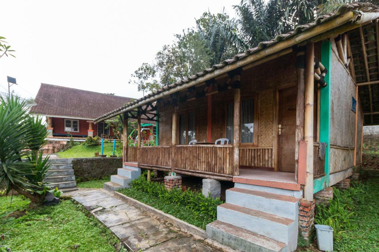 Reddoorz Plus At Grand Yustik Sukabumi Exterior photo
